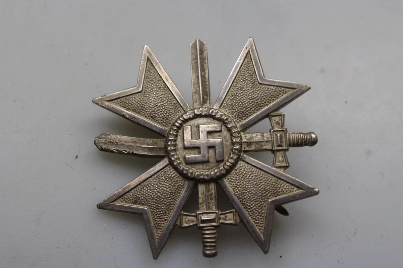 KVK mit Schwertern Erster Klasse "62"