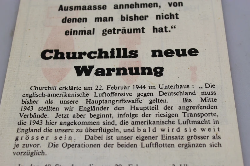 Flugblatt der alliierten Anti-Nazi-Propaganda aus dem Zweiten Weltkrieg
