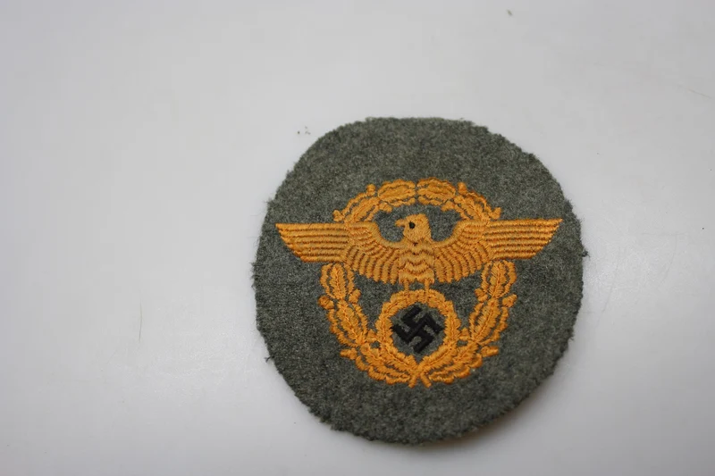 Ärmeladler der Gendarmerie aus dem Zweiten Weltkrieg