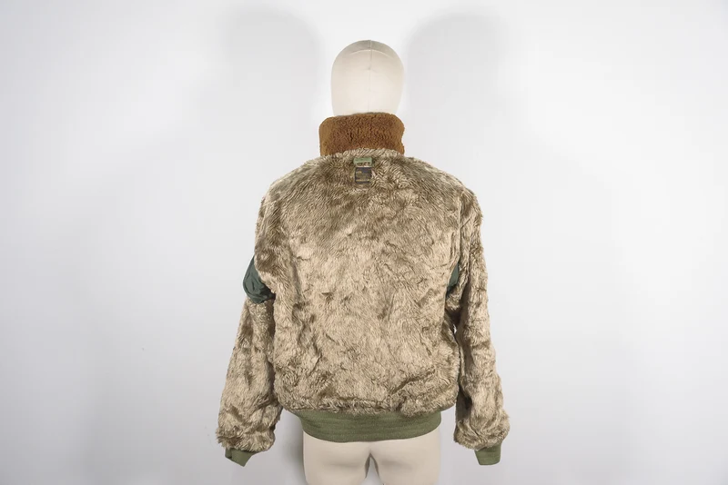 Reproduktion einer B-10 Fliegerjacke der USAAF aus dem Zweiten Weltkrieg