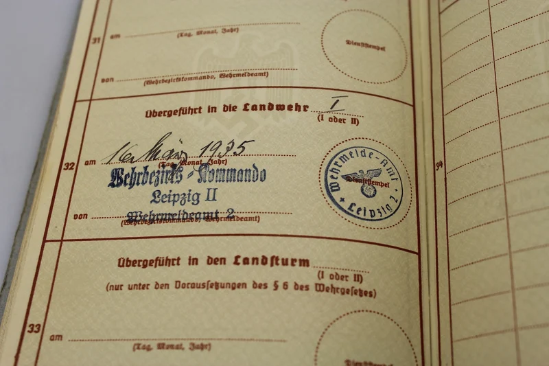 Wehrpass WH und zwei Führerscheine