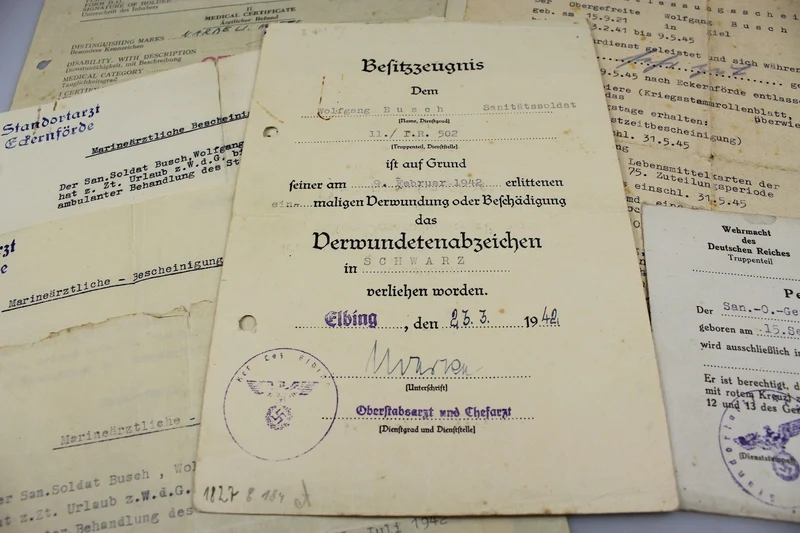 Verwundetenbescheinigung dritter Klasse und andere Dokumente