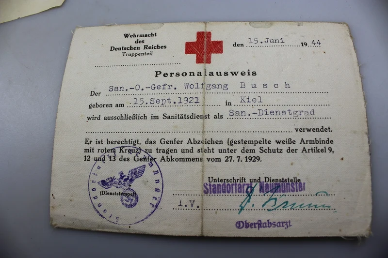 Verwundetenbescheinigung dritter Klasse und andere Dokumente