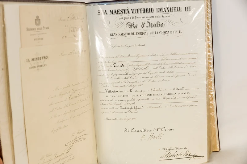 Einzelner Familienkonvolut von Urkunden im Zeitraum der zwanzig Jahre.