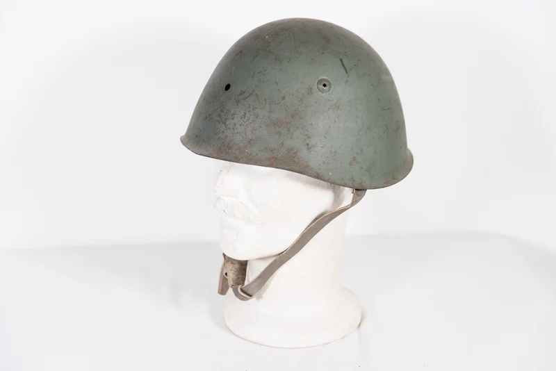 M.33 4-Loch-WW2-Helm