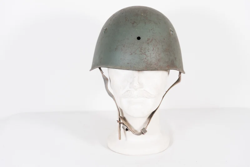 M.33 4-Loch-WW2-Helm