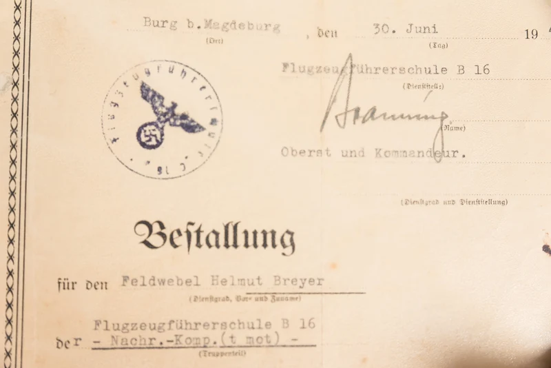 Konvolut-Dokumente gehörten zwei Brüdern, beide Luftwaffe Flak