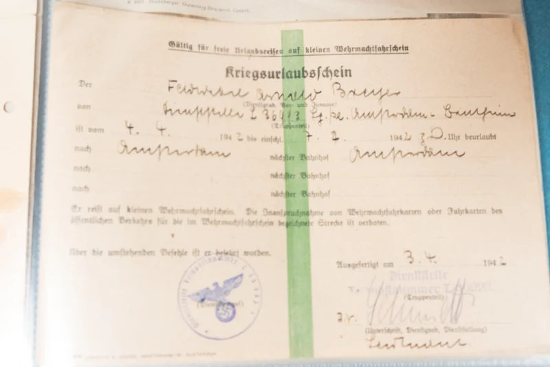 Konvolut-Dokumente gehörten zwei Brüdern, beide Luftwaffe Flak