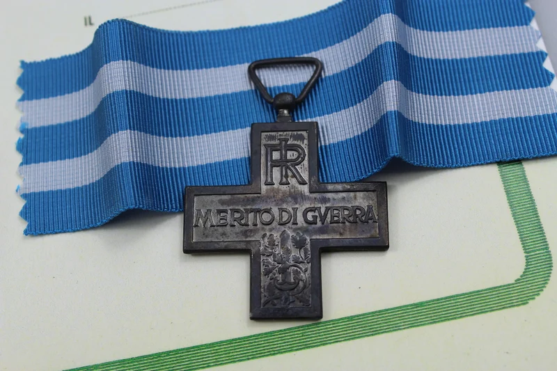 Kriegsverdienstkreuz, verliehen nach dem Krieg