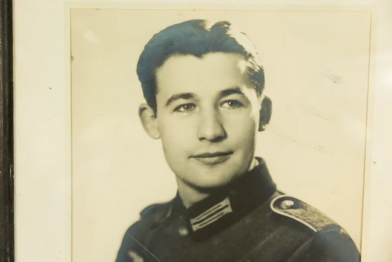 Portraitfoto im Rahmen 45x35 cm