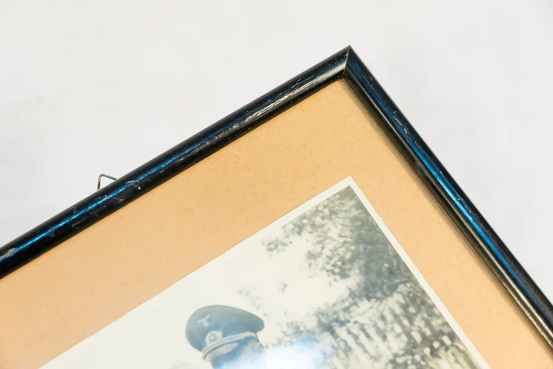 Gerahmtes Foto, das einen Heer-Offizier darstellt, 33 x 25 cm