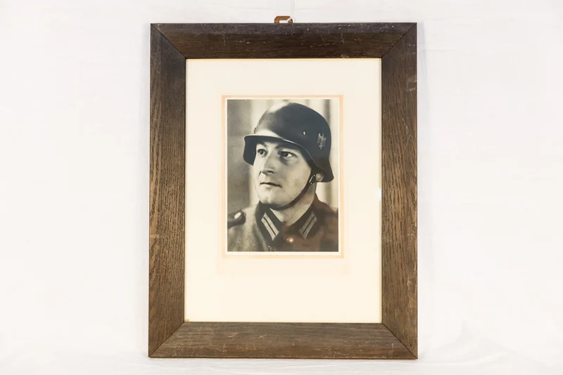 Heer Portraitfoto im Rahmen 48x38 cm