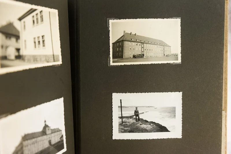 Fotoalbum „Wehrdienst Ehrendiest“, mit 75 Fotos