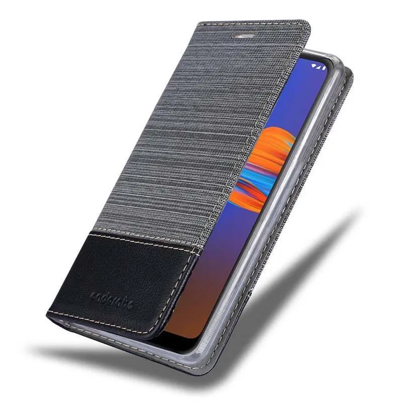 Cadorabo Hülle kompatibel mit Motorola MOTO E6 PLUS Schutzhülle mit Magnetverschluss, Standfunktion und Kartenfach