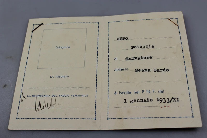 Frauen-Fasci-Karte XII°