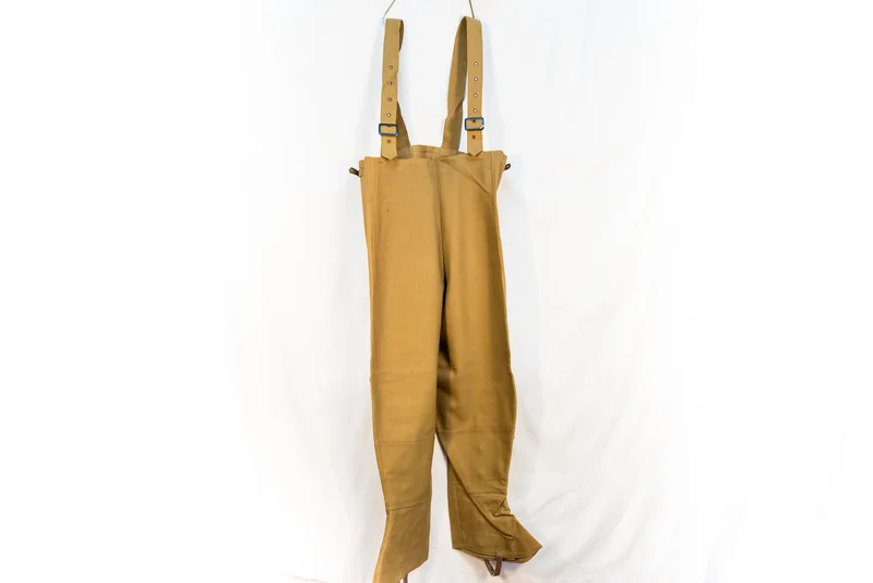 Spezifische britische Bikerhosen/Overalls aus dem 2. Weltkrieg
