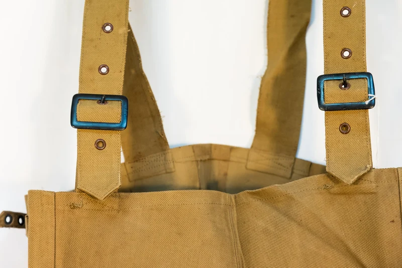 Spezifische britische Bikerhosen/Overalls aus dem 2. Weltkrieg