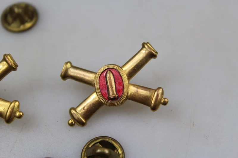 Paar Halsbandscheiben der Küstenartillerie aus dem 2. Weltkrieg