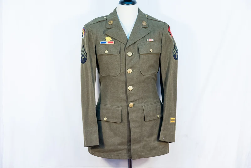 Dienstjacke der US-Armee aus dem 2. Weltkrieg