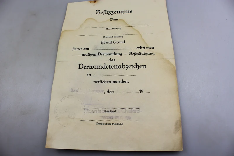 Paar mit EK 2. Zertifikaten und Wounded III^ Klasse