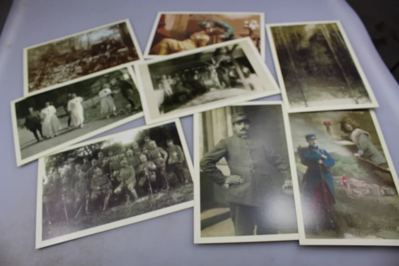Mappe mit 8 Reproduktionen italienischer Postkarten aus dem 1. Weltkrieg