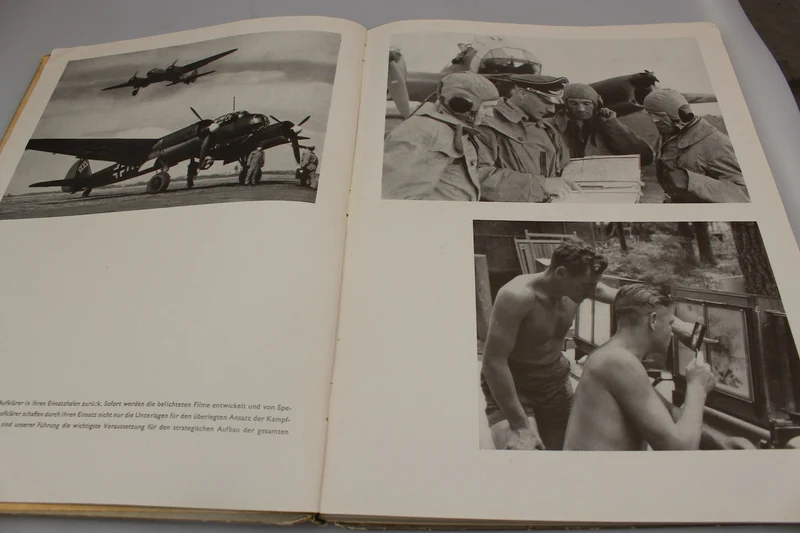 "Ein Fliegerkorps im Einstz Ost" - Verlag F. Bruckmann - München