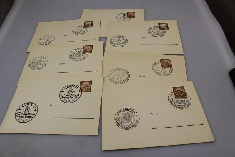 # 7 verschiedene Briefmarken mit 7 verschiedenen Abstempelungen