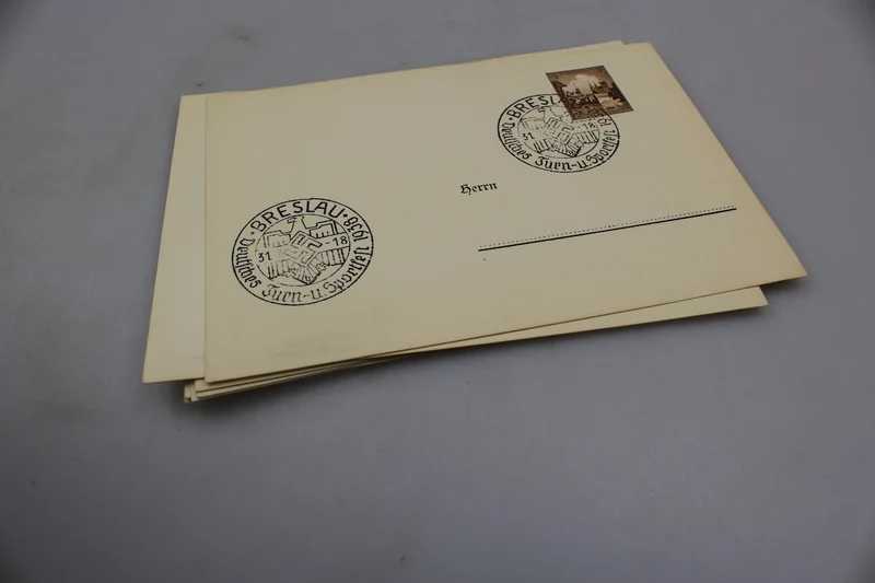# 7 verschiedene Briefmarken mit 7 verschiedenen Abstempelungen