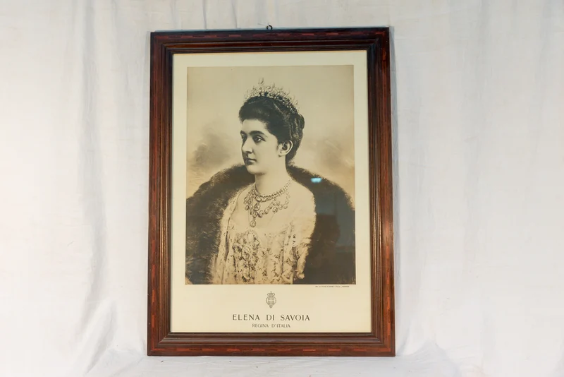 Druck im Rahmen Queen Elena cm 80x60