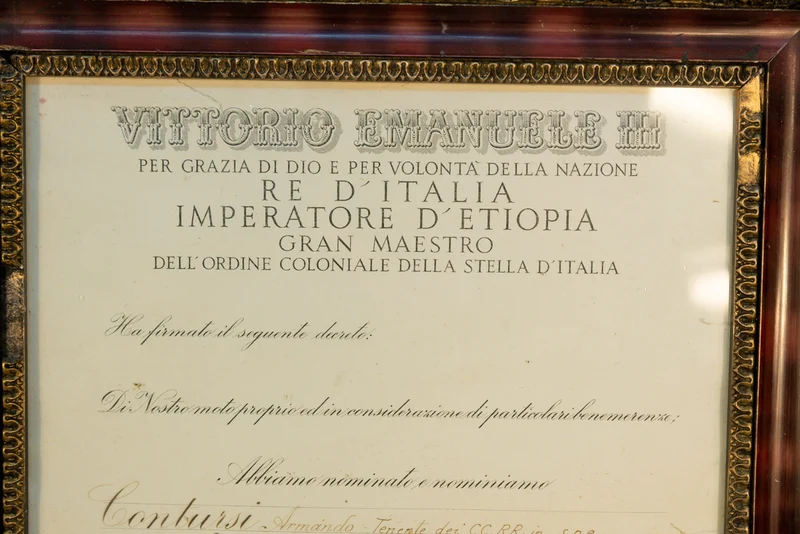 Ritterurkunde im Kolonialorden des Sterns von Italien,