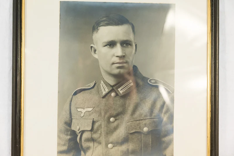 Wehrmacht Studiofoto im Rahmen 37x27 cm