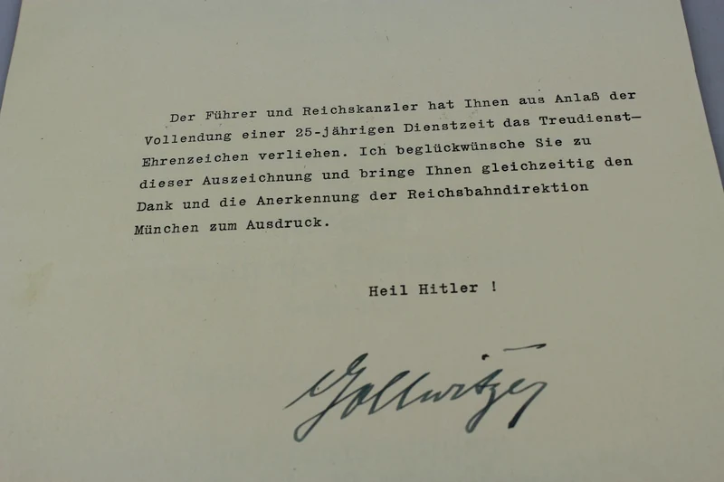 Zertifiziert für 25 Jahre treuen Dienst