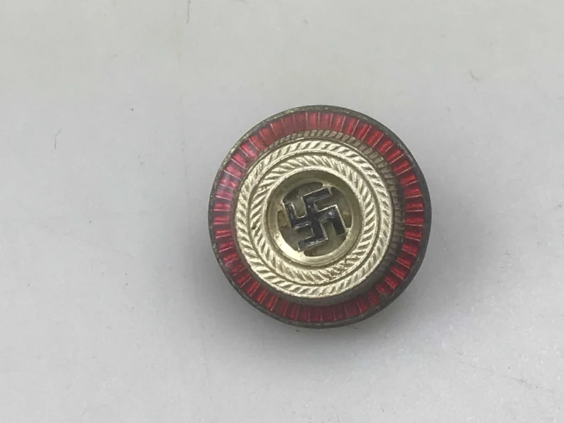 Emaillierte Kokarde Schirmmütze NSDAP,