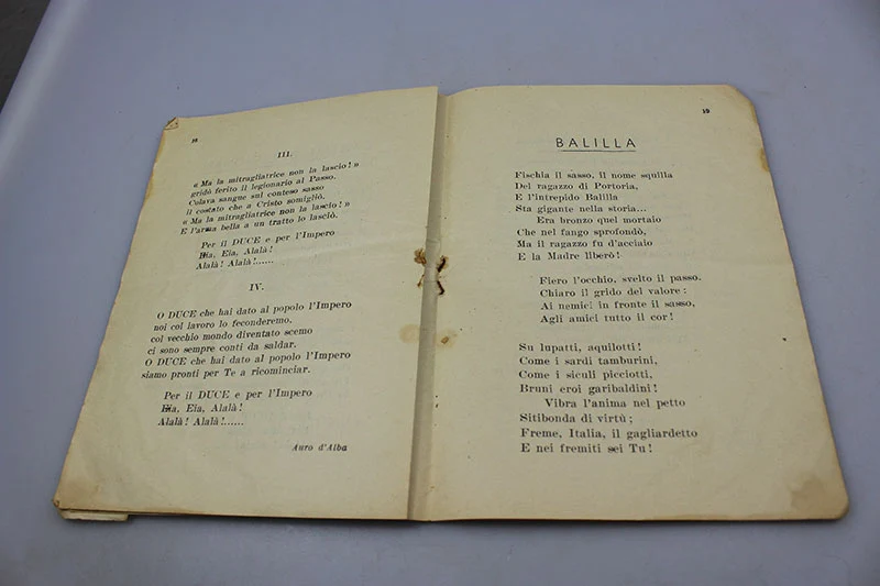 „Lieder der Revolution“ von GIL