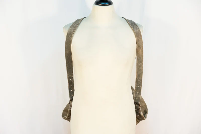 Deutscher Rucksack aus dem 2. Weltkrieg aus italienischer Kriegsbeute