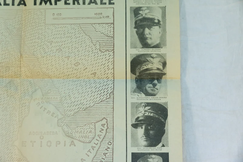 Beilage von "Il Messaggero" - Plakat des kaiserlichen Italiens