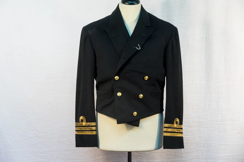 „Dinner Jacket“ Nachkriegs-Royal Navy