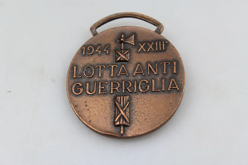 Replik der Anti-Guerilla-Kampfmedaille - 1944