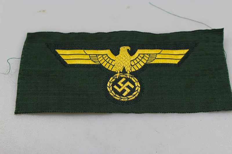 Brustadler der Kunstenartillerie