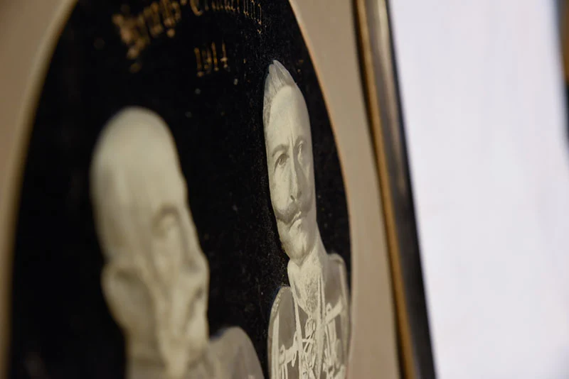Bild in historischem Rahmen mit Franz Josef und Wilhelm II. - cm 58x48