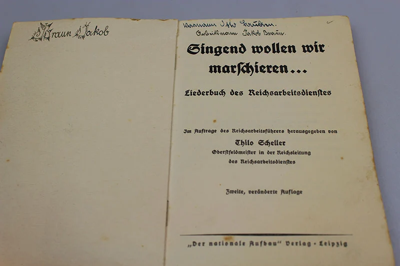 "Singend Wollen wir Marschieren" - RAD