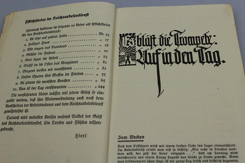 "Singend Wollen wir Marschieren" - RAD