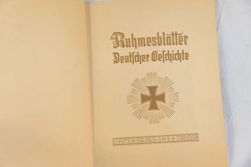 "Ruhmesblatt der Deutschen Geschicht". Stickeralbum