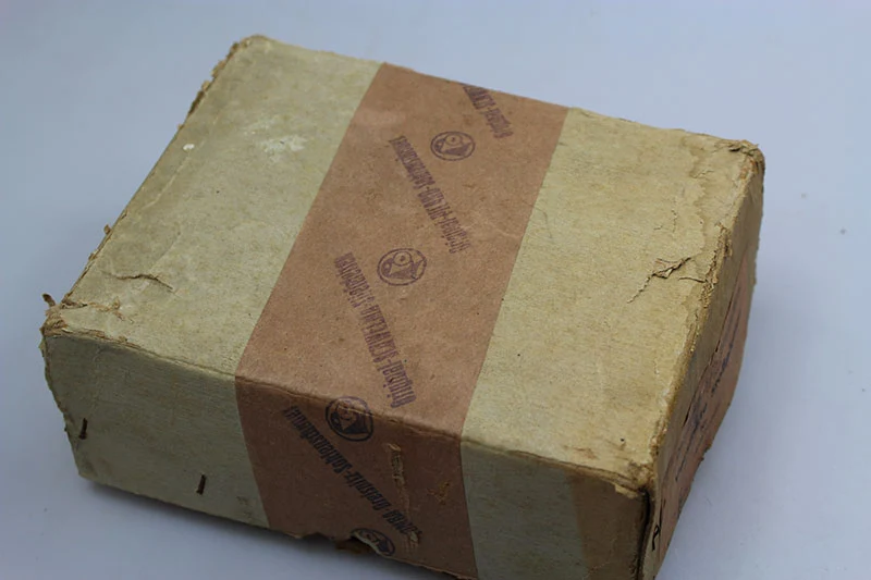 Verpackung "Verzinkte Stossplatten N°6"