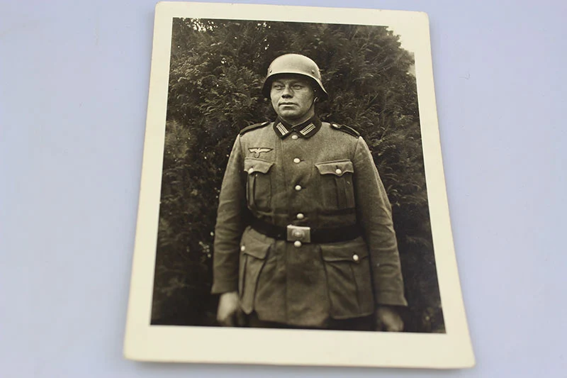 Fotos auf dem "Feld" der Wehrmacht