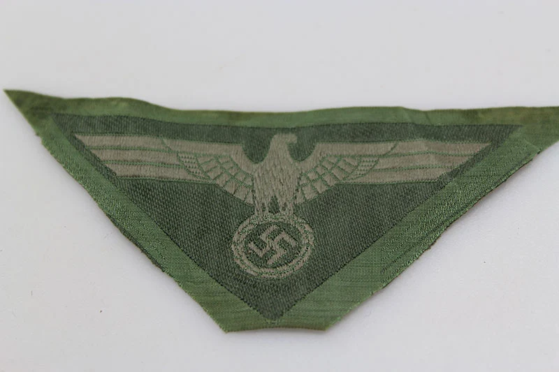 M.44 Heerbrustadler