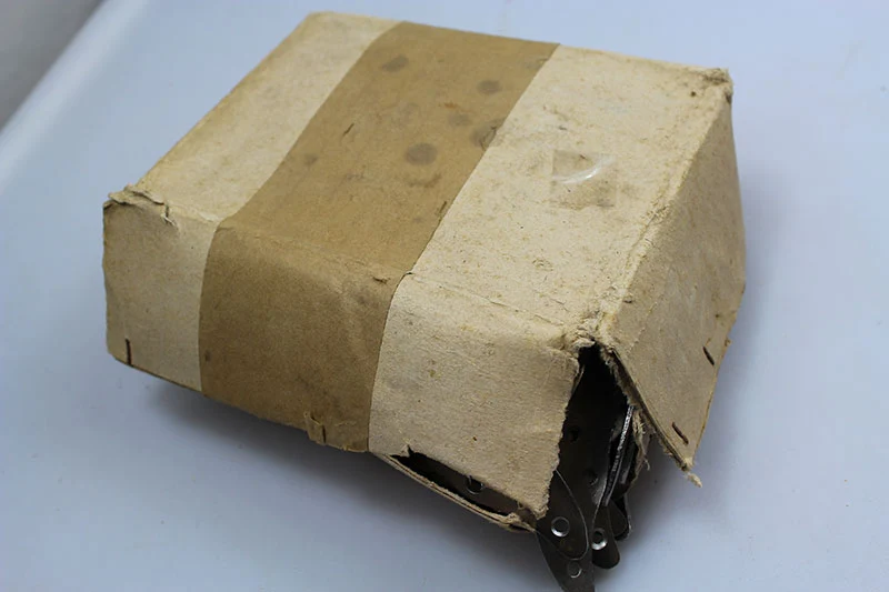 „Verzinkte Stossplatten N°6“ Paar Schuhspitzen aus dem 2. Weltkrieg