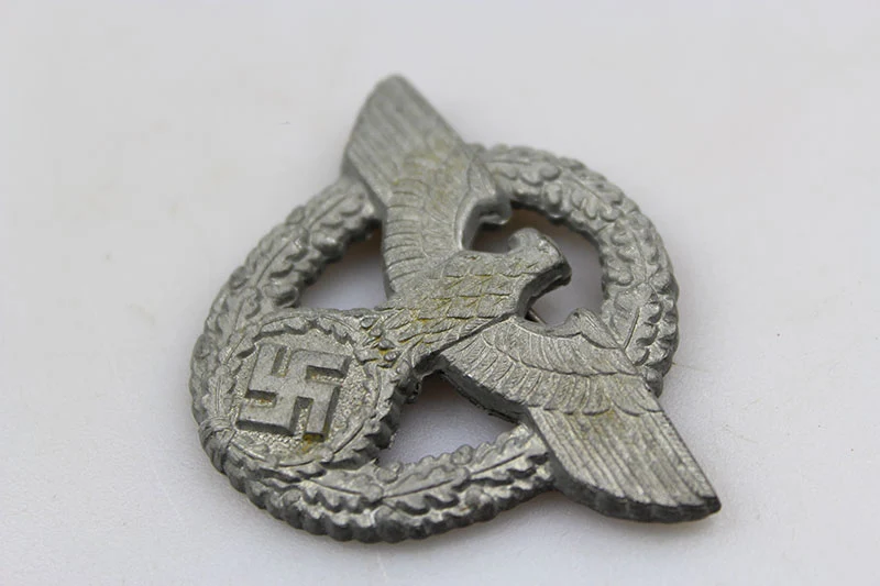 Kopfschmuckfries der Polizei