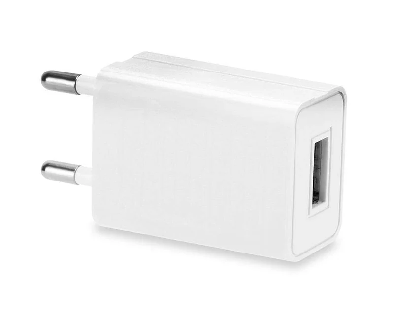Cadorabo USB Netzteil 5W 5V / 1A Ladegerät - Wandladegerät Ladeadapter Ladestecker mit Digitaler LED Anzeige und je 2 Anschlüssen kompatibel mit Smartphone, Tablet, Navi uvm.