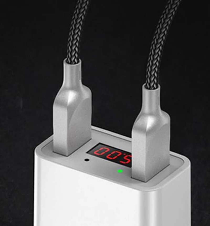 Cadorabo 2-Port USB Netzteil 11W 5V / 2.2A Ladegerät - Wandladegerät Ladeadapter Ladestecker mit Digitaler LED Anzeige und je 2 Anschlüssen kompatibel mit Smartphone, Tablet, Navi uvm.